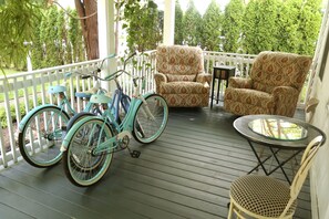 Porch - Harpoon House (Southampton)