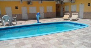 Outdoor pool, pool loungers