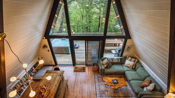 Smart TV, fireplace, video games, DVD player