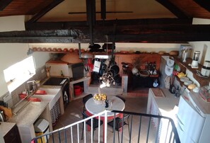 Fridge, microwave, oven, stovetop - Casa da Eva at Terrus Winery (Barrô, Viseu)