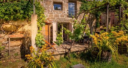 Casa da Eva at Terrus Winery