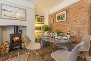 Dining - Piper Cottage (2), Holme-next-the-Sea, Norfolk (Holme-next-the-Sea)