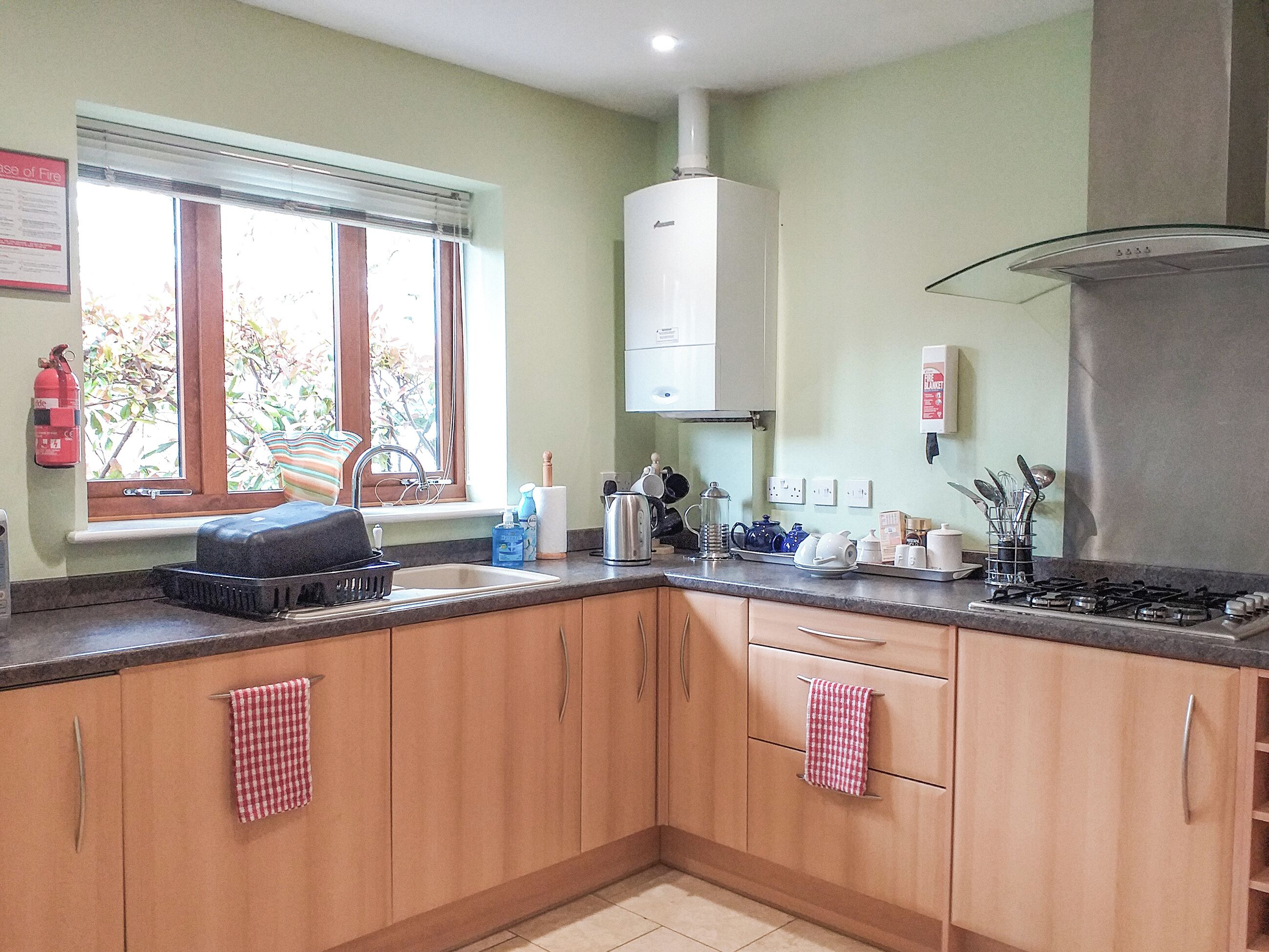 Dishwasher, high chair