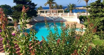 Apartment 25 m from the sea