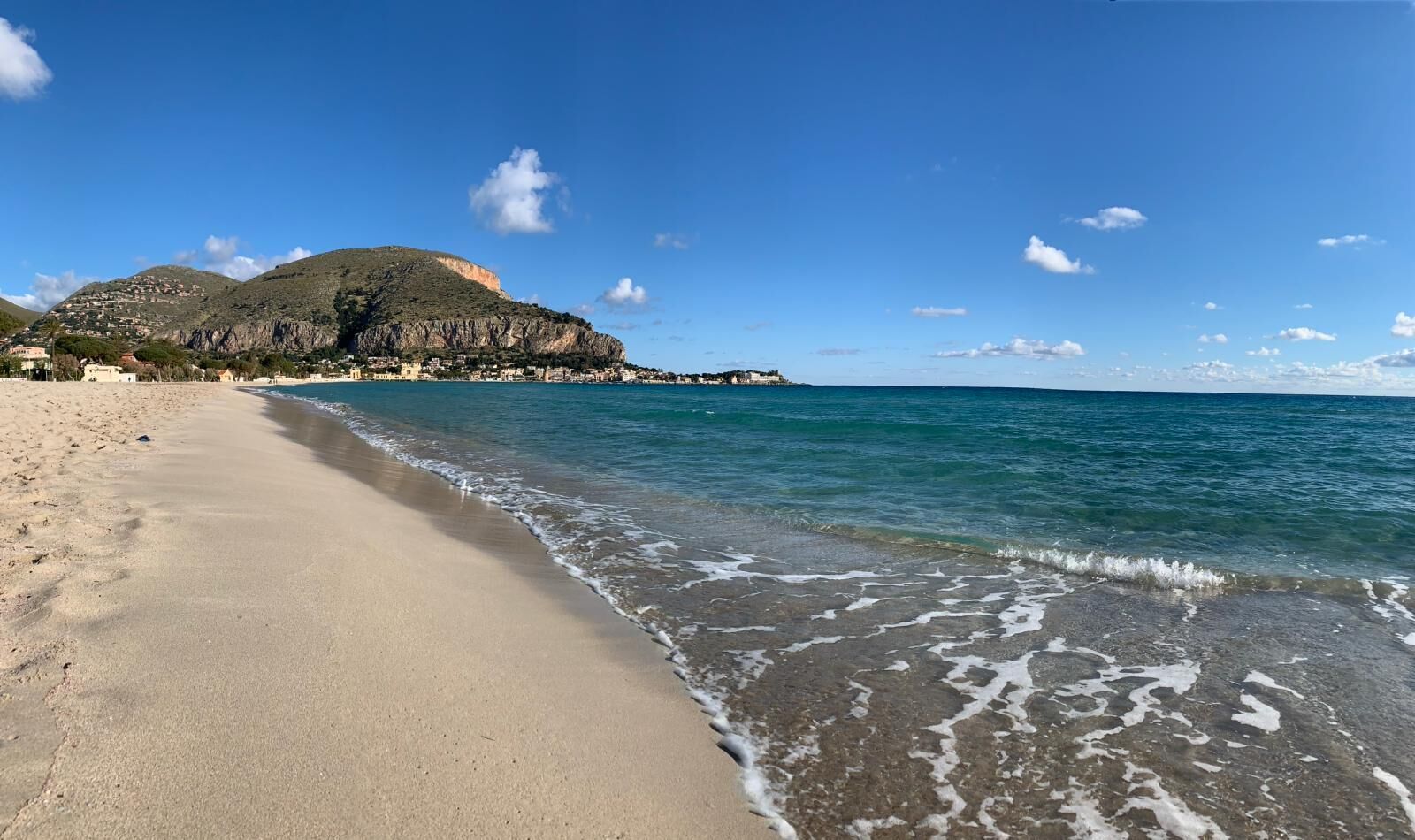 Camastros y toallas de playa 