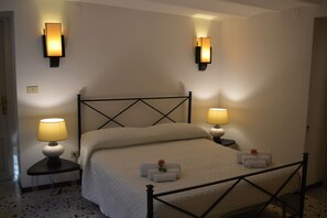 2 chambres, bureau, fer et planche à repasser, Wi-Fi