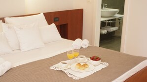 Deluxe Apartment, 1 Queen Bed, Sea View - GUEST HOUSE VILLA DAGMAR (Crikvenica)