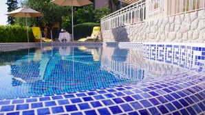 Outdoor pool - GUEST HOUSE VILLA DAGMAR (Crikvenica)