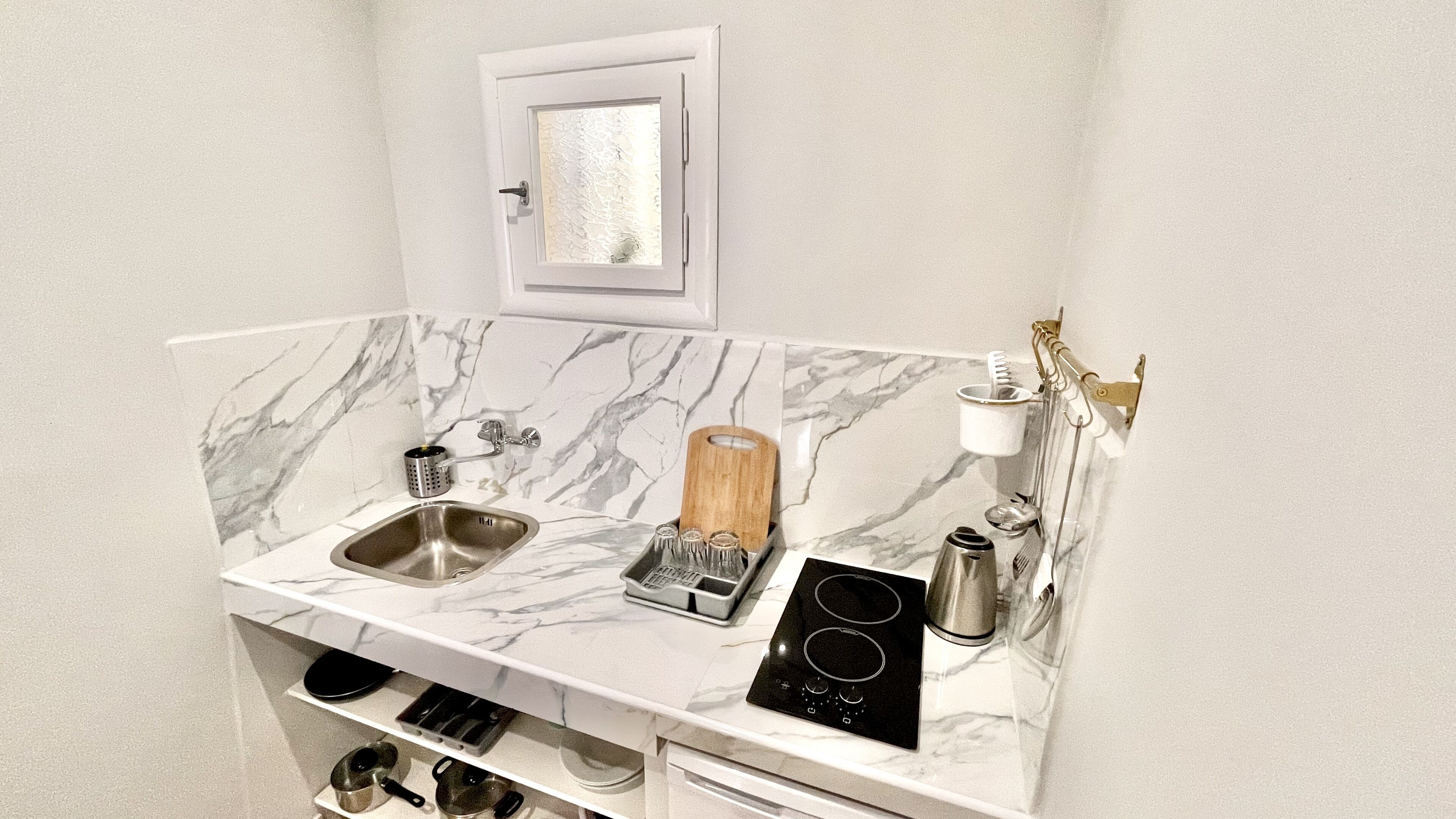 Photo - Nine Muses Apartments