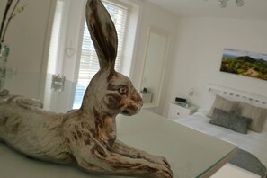 2 chambres, fer et planche à repasser, lit parapluie, Wi-Fi gratuit