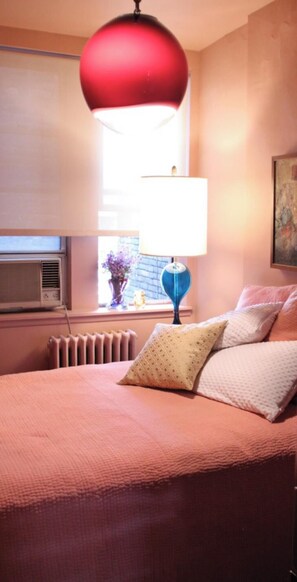 1 chambre, bureau, Wi-Fi gratuit, draps fournis