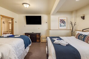 Comfort Room | Individually decorated, individually furnished, blackout curtains - Majestic Valley Wilderness Lodge (Sutton)