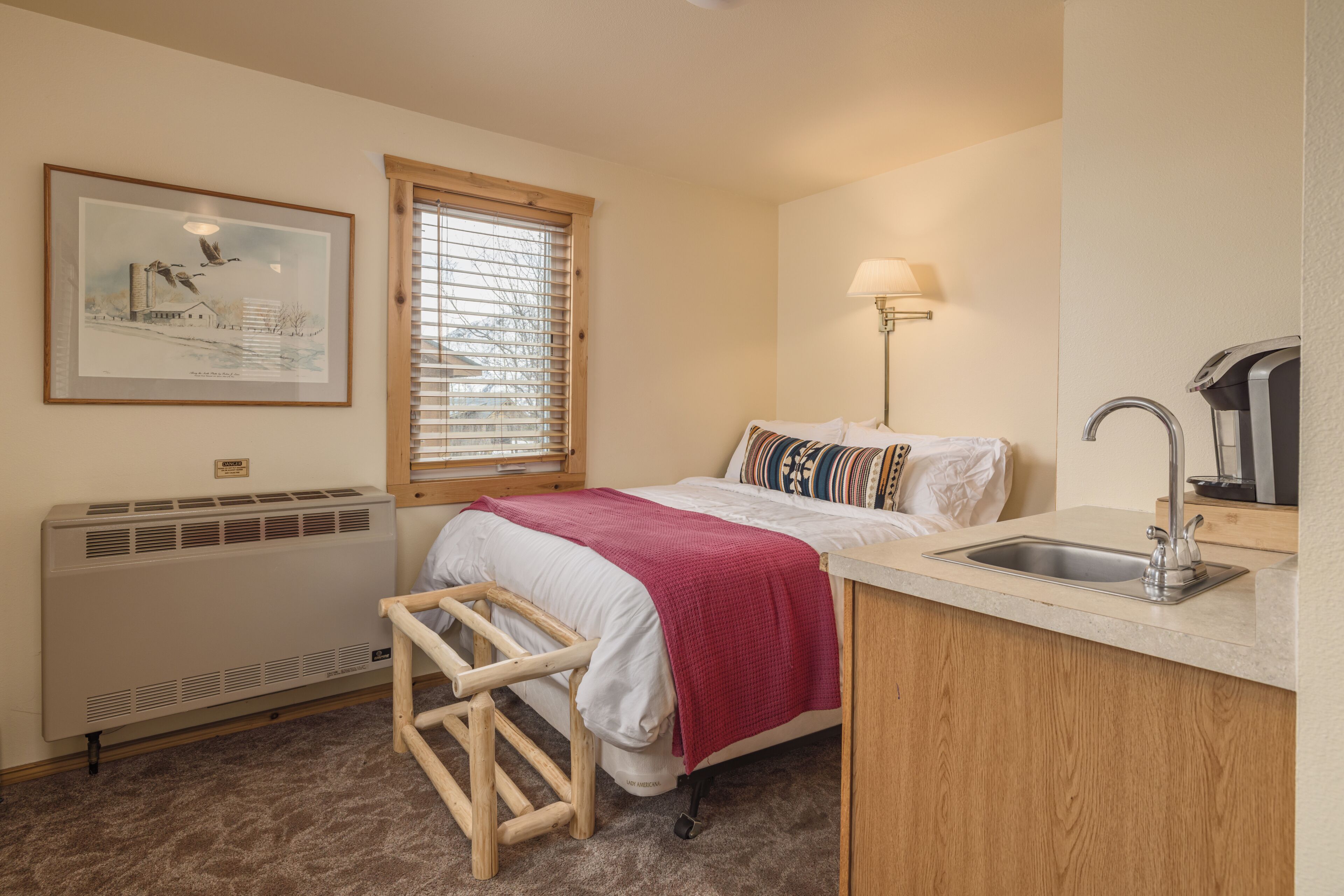 Traditional Cabin, 2 Double Beds