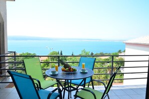 Gallery-Apartment, Meerblick | Balkon