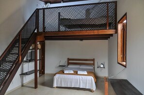 Doppelzimmer | Minibar, Verdunkelungsvorhänge, Bügeleisen/Bügelbrett, kostenloses WLAN