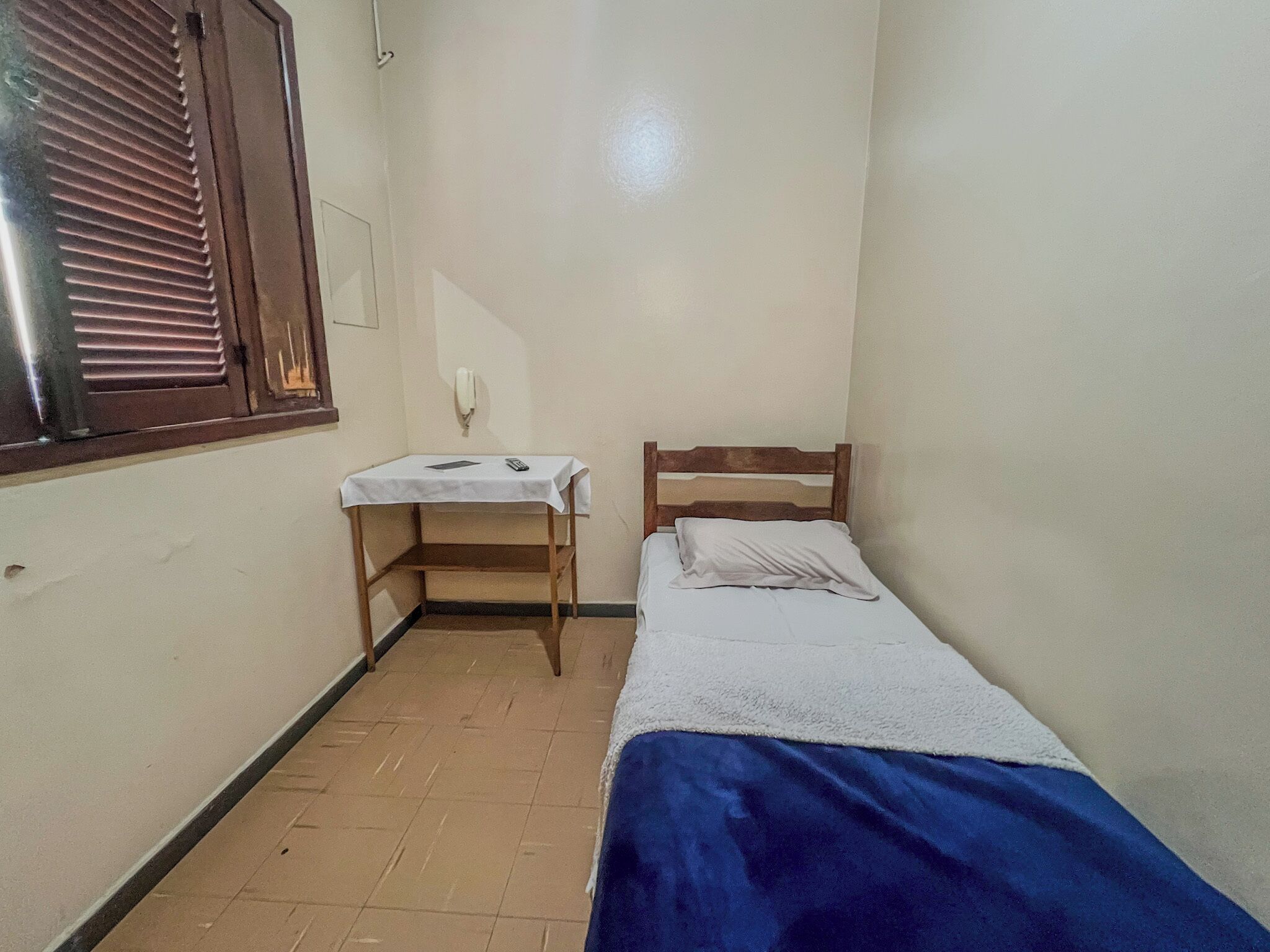 Economy-værelse | Skrivebord, gratis Wi-Fi, sengetøj