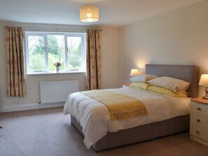 3 chambres, Wi-Fi gratuit, draps fournis