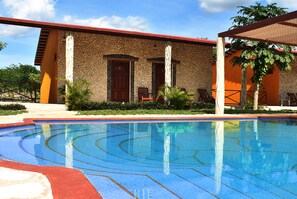 Piscina externa