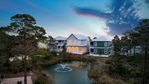 Exterior - BRAND NEW 4 BR + bunk area. Luxury amenities! (Santa Rosa Beach, Florida)