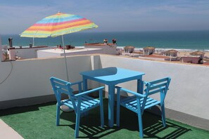 Outdoor dining - Great location close to the beach (CONIL DE LA FRONTERA)