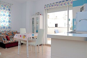 Dining - Apartment with shared terrace in centre (CONIL DE LA FRONTERA)
