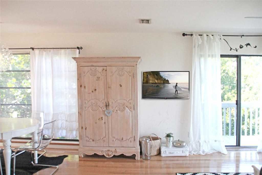 2 多间卧室、免费高速有线上网