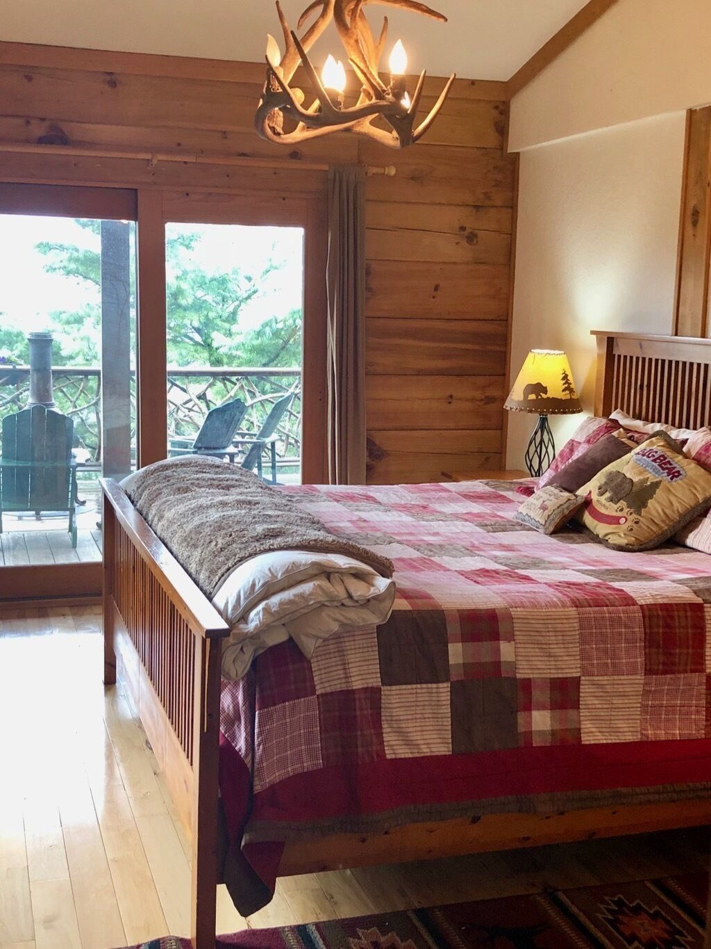 4 chambres, fer et planche à repasser, lit parapluie, Wi-Fi gratuit