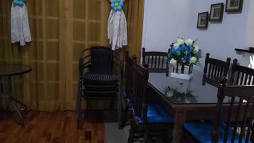 Apartment | In-room dining