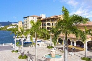 Exterior detail - Agua Azul by Island Properties Online (Lowlands)