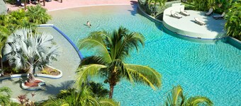 Aqua Vue by Island Properties Online