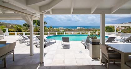 Alizee by Island Properties Online
