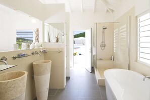 Villa, 3 Bedrooms, Non Smoking | Bathroom | Shower, hair dryer, towels