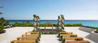 Now Emerald Cancun - All Inclusive