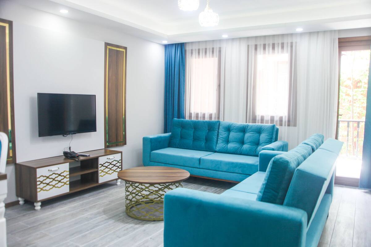 Deluxe kamer, 1 twee- of 2 eenpersoonsbedden, balkon, uitzicht op rivier | Geluiddichte muren, gratis wifi