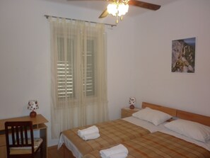 1 bedroom, iron/ironing board, WiFi, bed sheets - Calendula Rubic apartment (Split)
