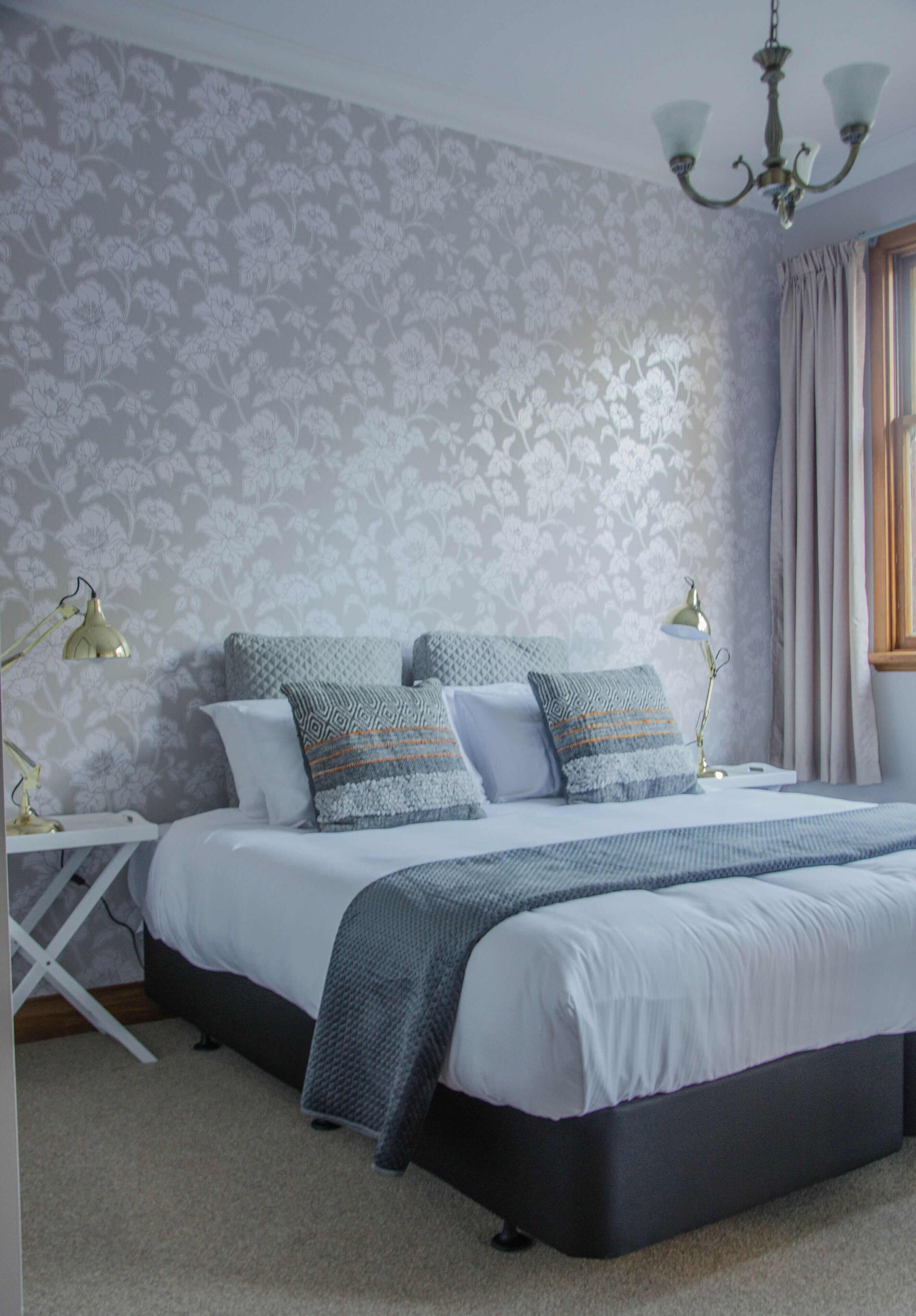 3 bedrooms, iron/ironing board, travel cot, free WiFi