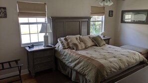 2 chambres, fer et planche à repasser, Wi-Fi gratuit, draps fournis