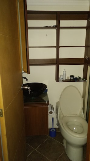 Towels, toilet paper