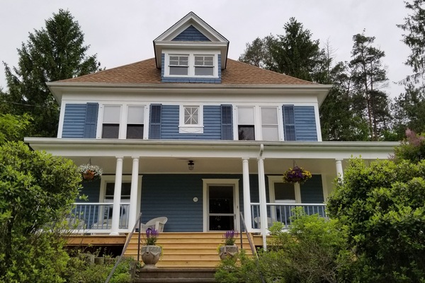 Summertime exterior!