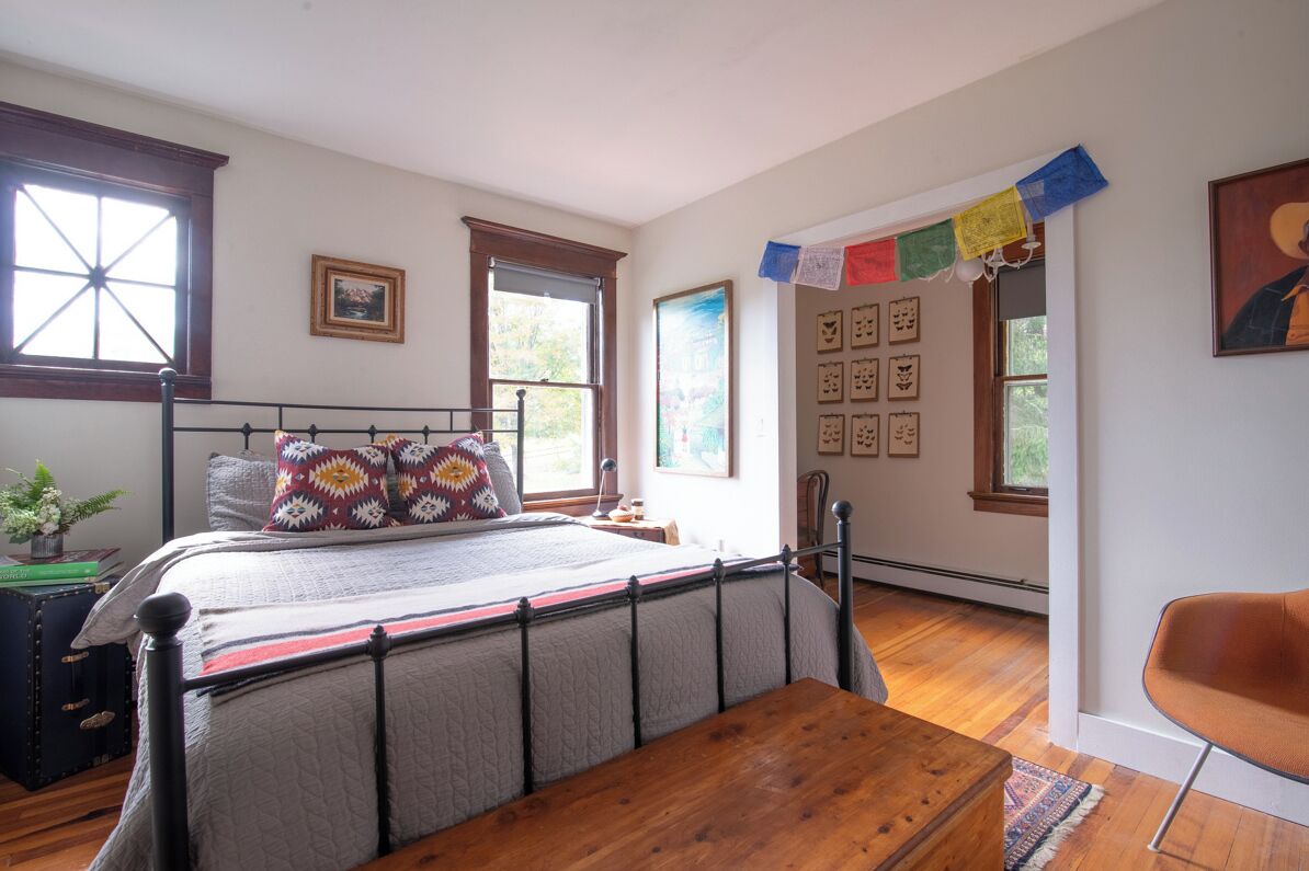 4 habitaciones, escritorio, tabla de planchar con plancha y wifi gratis 