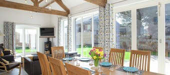 4 bedroom accommodation in Slindon, near Eccleshall
