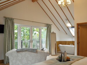 4 habitaciones, wifi gratis y ropa de cama 
