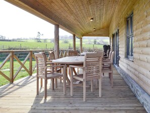 Outdoor dining - 4 bedroom accommodation in near Rhayader (near Rhayader)