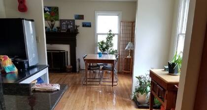 Two bedroom efficiency apartment with easy access to campus (on site parking)