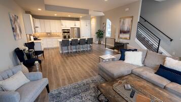 Smart TV, stereo, printers