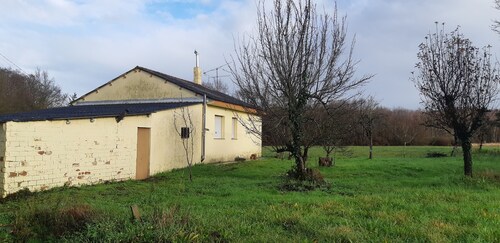 A nice place and cottage in the countryside. Pets welcome