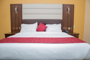 Superior Room | 2 bedrooms, in-room safe, desk, free WiFi - Meritz Hotels & Suites (Port Harcourt)