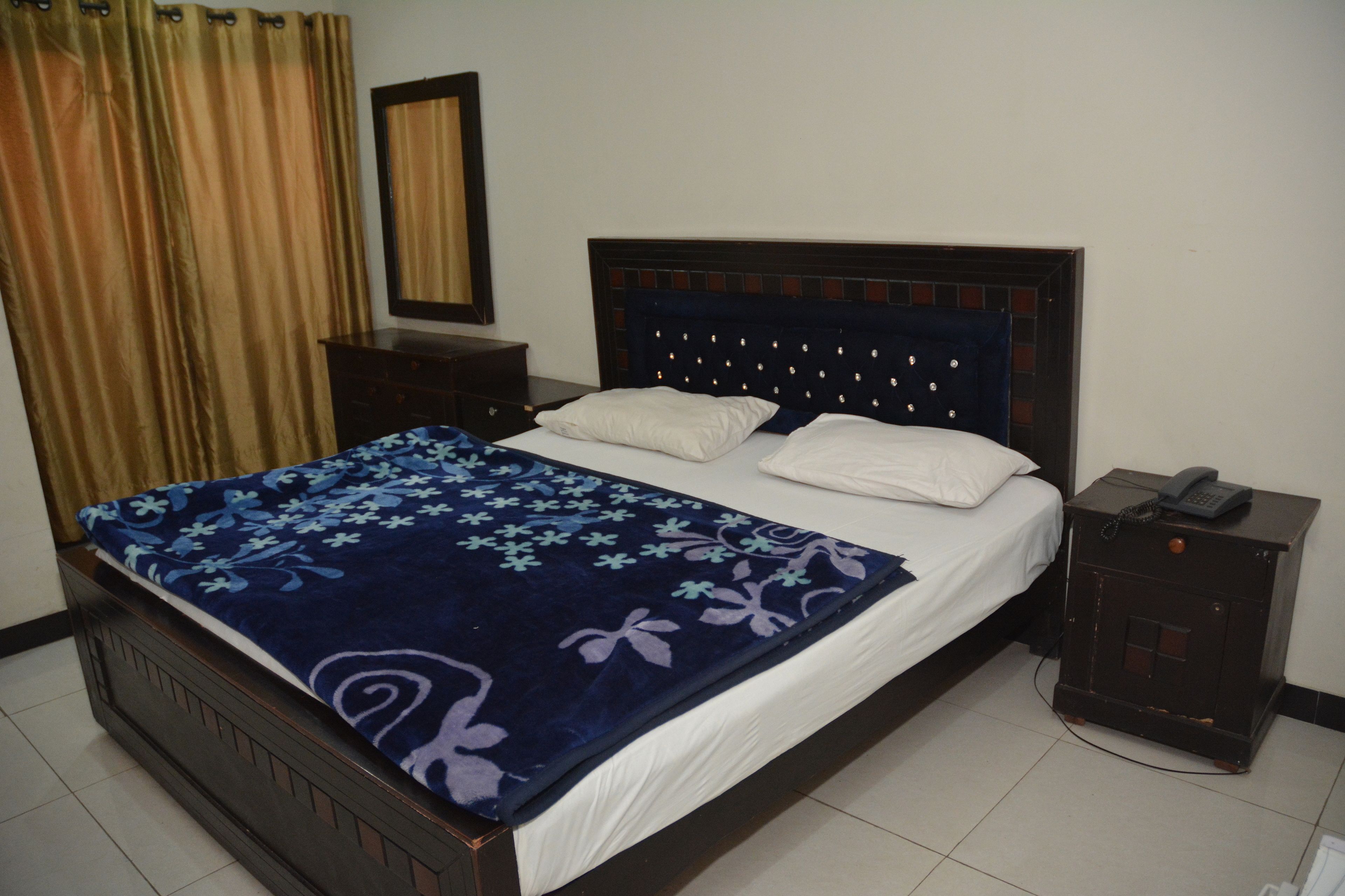 Standaard tweepersoonskamer | 4 slaapkamers, gratis wifi, beddengoed