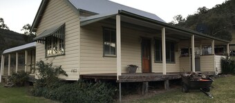 Back Creek Farm Cottage 