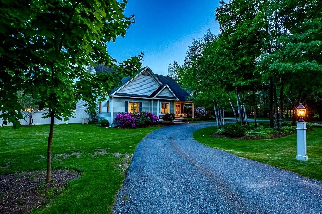 Spacious Home mins to Lake George w/private heated pool 25 mins to Gore